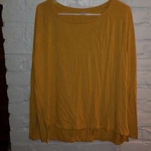 light weight long sleeved tee